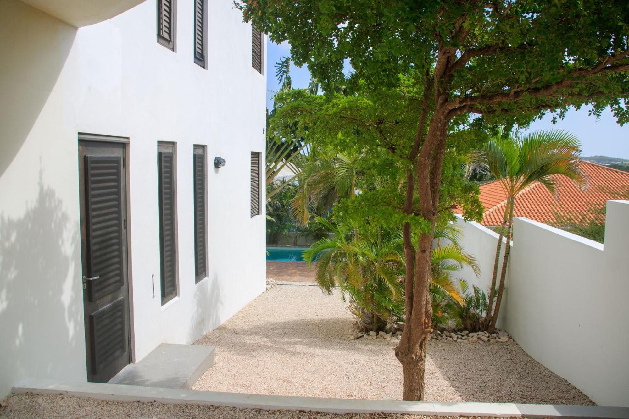 Major. Suites Curacao Willemstad Esterno foto